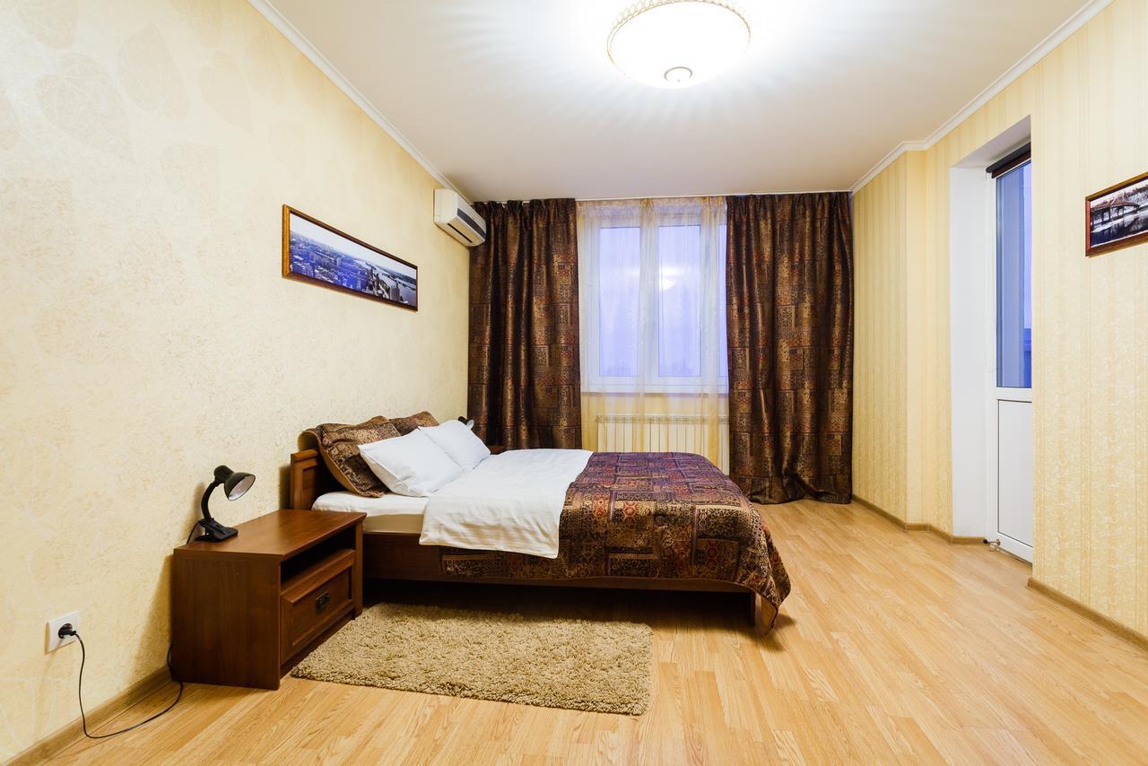 Apartment In Complex Korona On Knyazhyi Zaton 21 Kiev Eksteriør bilde